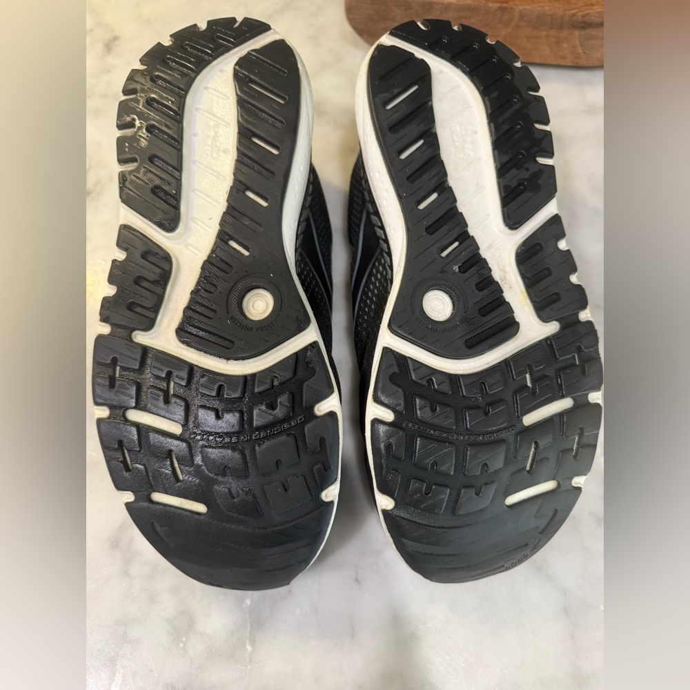 Brooks Ariel GTS 23 Running Shoes Black Gray White Sz 11 Stability - Picture 3 of 11
